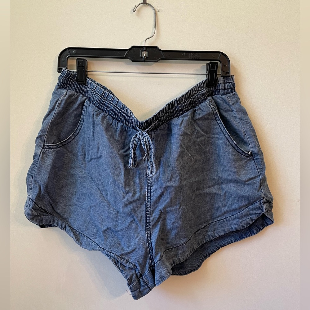 Universal Thread: High Waist Blue Women's Shorts